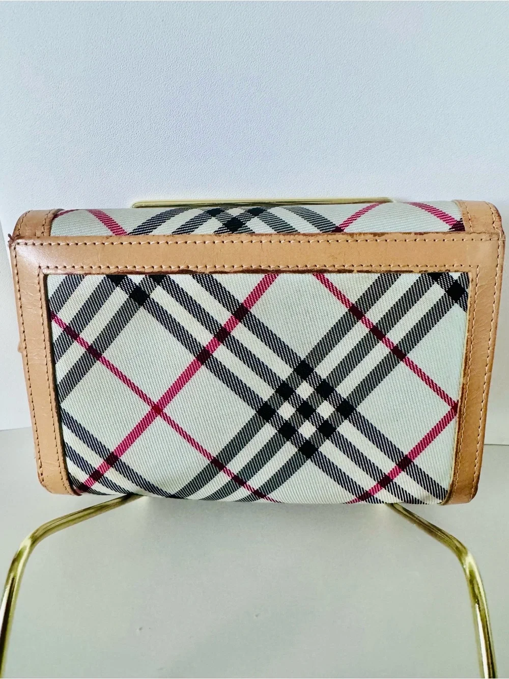 Authentic Burberry Beige Black Red
Check Wallet with Tan Trim Blue Label - Picture 2 of 10